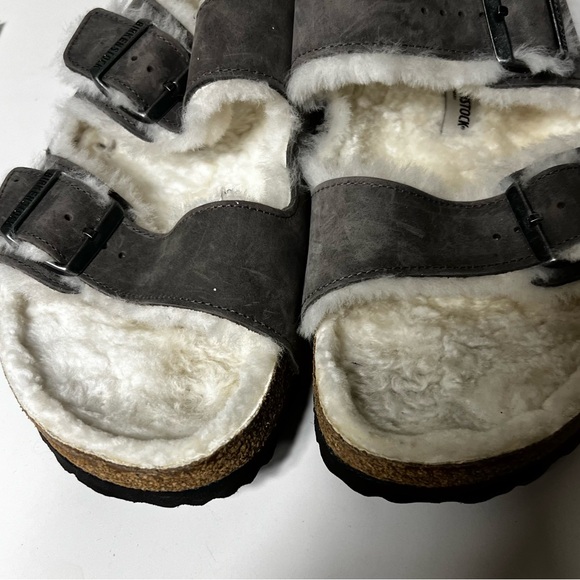 Men’s Birkenstock Charcoal Shearling Sandals - Picture 3 of 5